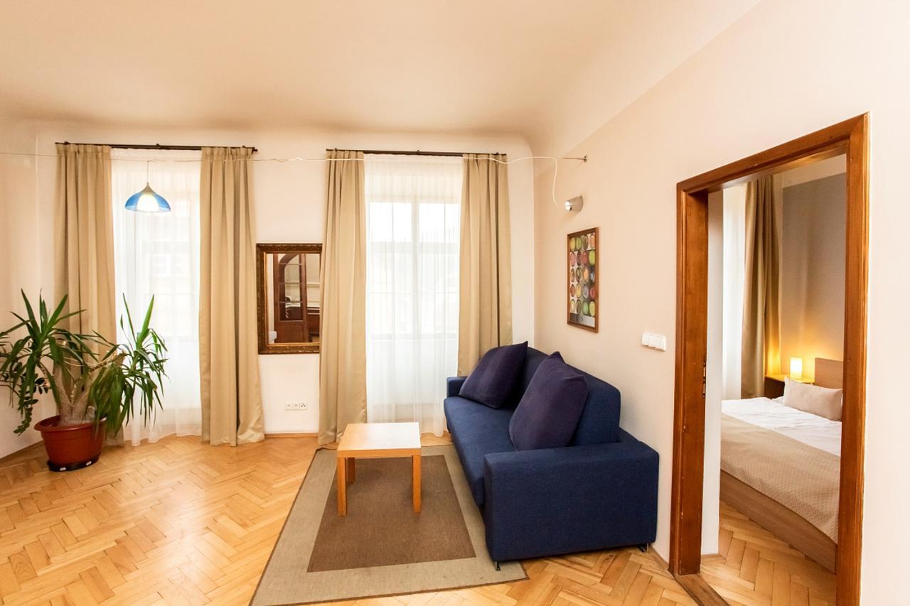 U Zlate Podkovy - At The Golden Horseshoe Apartamento